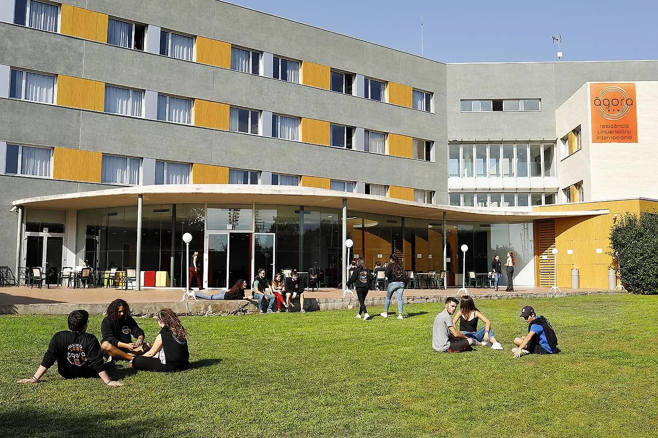 Àgora BCN. Residencia Universitaria Internacional Barcelona 0*,  España
